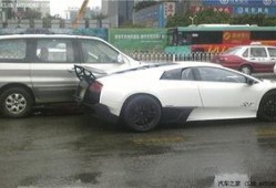 红谷滩爆料车祸事件最新,悲剧瞬间，生命无常，紧急救援展开